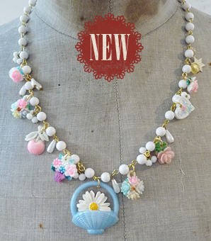 Blue Daisy Necklace